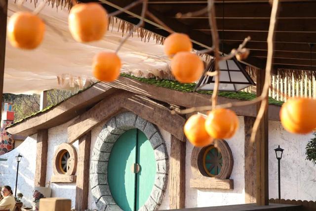 “巨兔”惊现里口山！环翠区小山村添新景