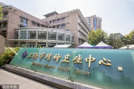 特稿｜精神科护士：在无尽的忍耐里磨炼心性图片