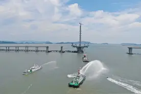 施工船碰撞桥体该如何应对？温州举行重点涉水工程综合应急演习图片