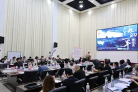 融入闽南元素，舞剧《海的一半》讲述爱国华侨陈嘉庚故事图片