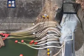 湖南九峰水库大坝渗漏险情仍在处置中 已组织群众转移图片