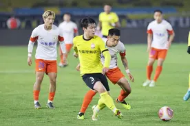 足协杯多场比赛上演“下克上” 今晚泰山西海岸红狮同时出战图片