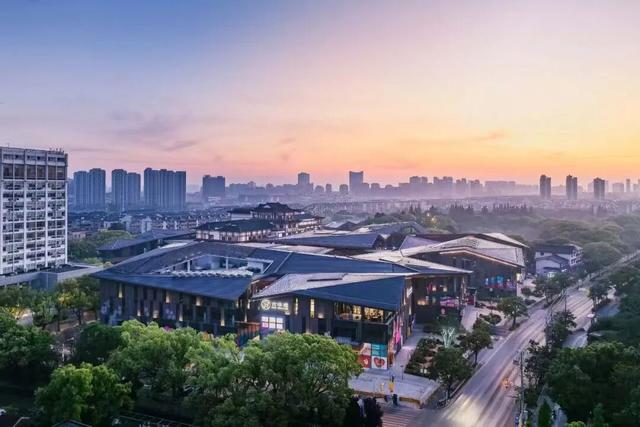 国庆必来奉贤！火舞燃场、大唐展韵、老街寻味、风筝逐梦，8天狂欢不重样！