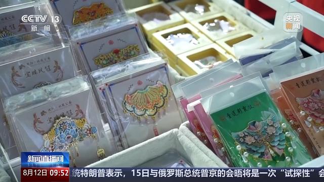公园夜游、草原观影……暑期游“点燃”文旅新活力