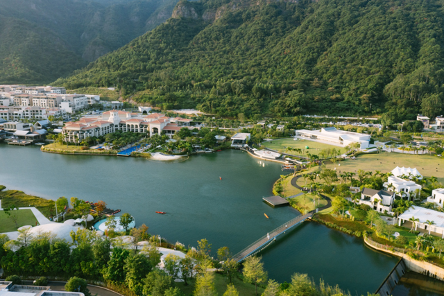 去山谷里造一个梦