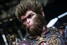 《黑神话》官方周边亮相！展台被围得水泄不通，有人专程来看“天命人”实体图片