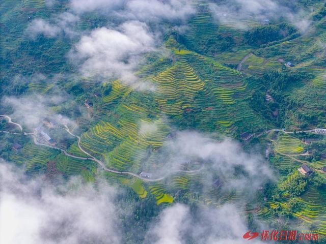 雪峰山索道：让游客像楚辞中描写的一样“飞游”