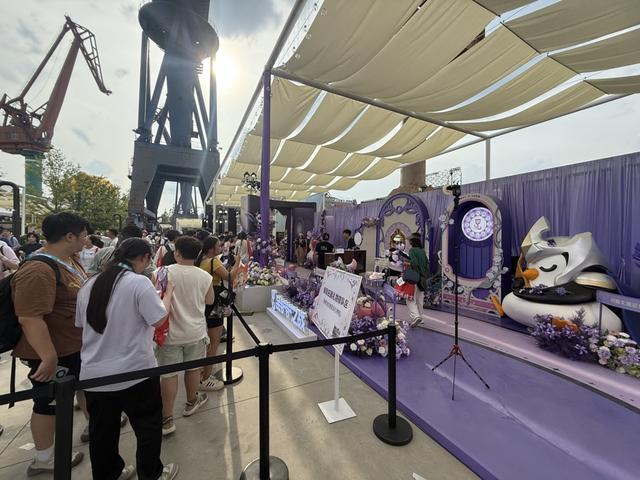 首批玩家登“痛岛”，五步一个名场面，全岛沉浸式体验