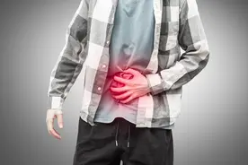 当心泌尿健康警报！遇到血尿别慌，医生来支招｜泌尿健康日图片