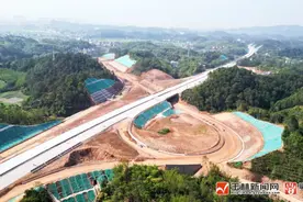 将新增两个高速收费站！平容高速建设提速图片