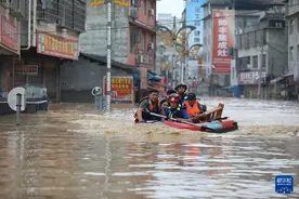 多方合力保障群众生命财产安全——直击贵州榕江、从江抗洪一线图片