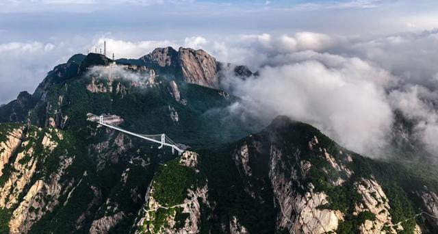人间仙境 ！到丹东凤凰山开启“追云”之旅