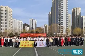 承德医学院中医系第十五届国医节开幕图片