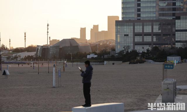 夕阳美景 驻足拍照