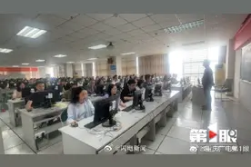 直击2024重庆高考阅卷现场图片