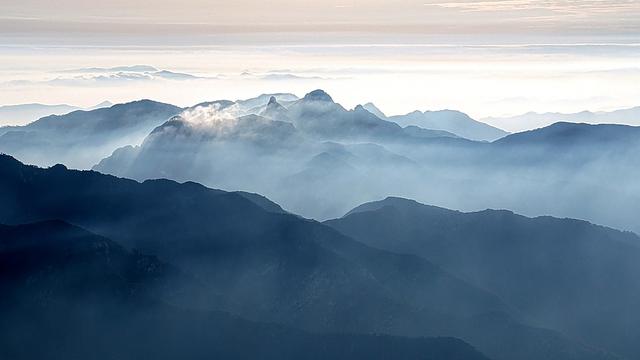 临沂：蒙山晨景