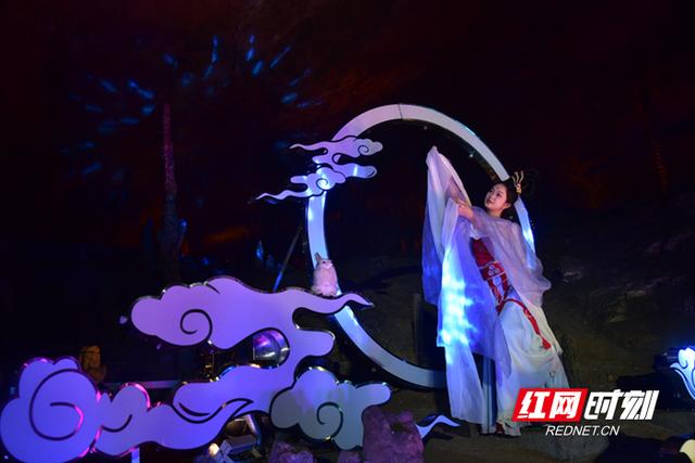 接待量、服务品质双提升 张家界黄龙洞“双节”假期完美收官