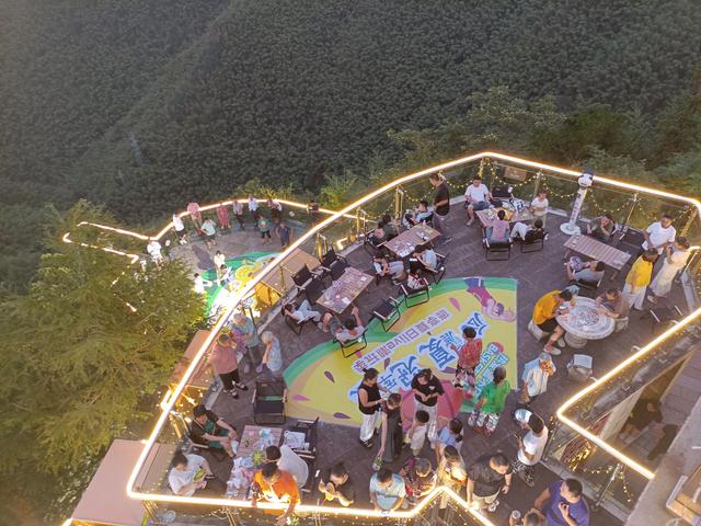 共赏高山西瓜与共富山水！宁波鹿亭夏日LIVE潮玩季开启