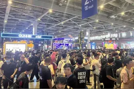 上海变身二次元之都，2024BW展览引爆年轻群体消费热情图片