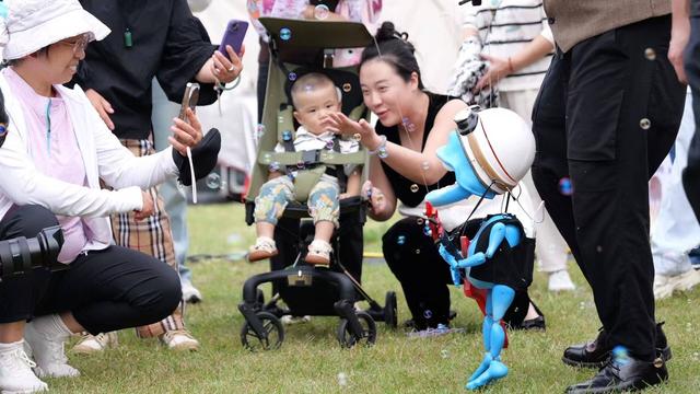 圆满收官！2025荣成滨海热气球嘉年华精彩集锦大放送