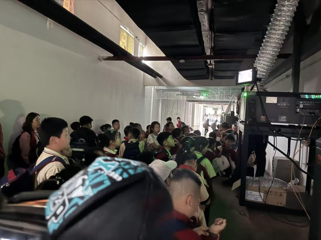 柳州研学新地标！在柳空文创园，给孩子一堂 “触摸历史、玩转科技” 的生动课