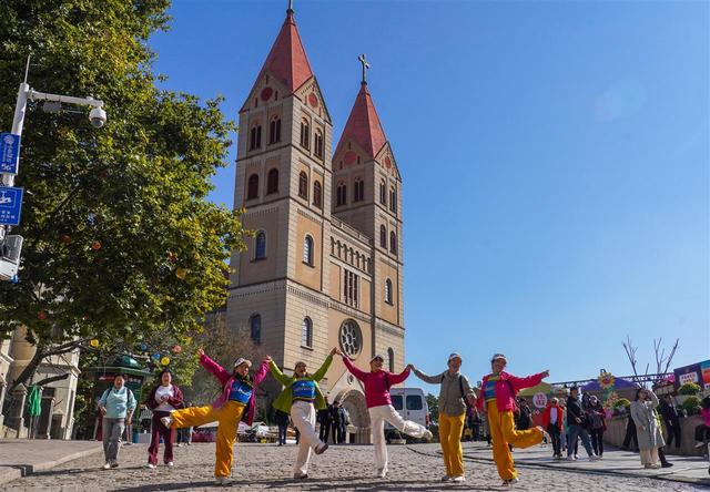 山海之城青岛的流量密码