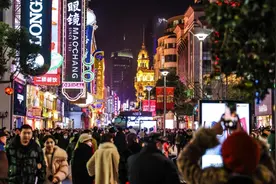 这次不拼手速！2025餐饮、旅游消费券周六起摇号报名图片