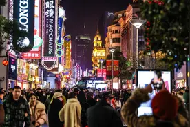 这次不拼手速！2025餐饮、旅游消费券周六起摇号报名图片