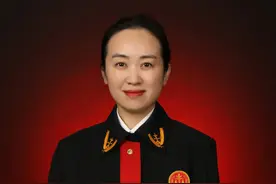 法官兰国红：永怀谦逊，永远在路上图片