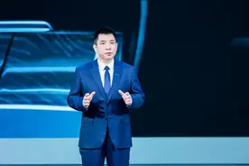 转型升级，心向用户，红旗携3大子品牌全新产品矩阵亮相北京车展图片