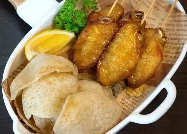 碉楼秋韵，揽胜塘口！快来开平这里把整个秋天“揽"入怀中