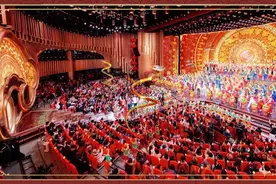 28日晚8点蛇年春晚如约而至，“白蛇传”故事精妙演绎，五次彩排圆满完成图片