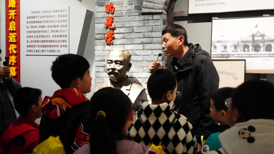 【文旅尖兵 润心惠民】轨迹之旅，薪火相传—— 纪念京张铁路肇建120 周年京张小读者研学活动（张家口站）成功举办
