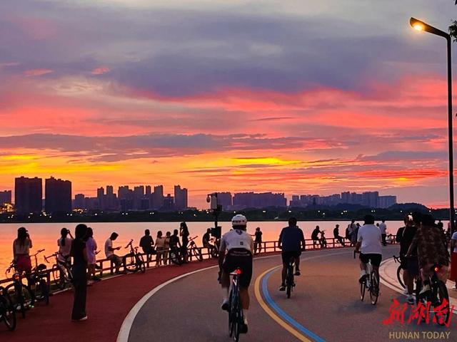 长沙兴起户外运动热