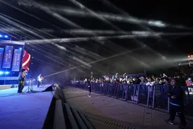 玩场多多！云南师宗“三月三”民俗文化旅游季启幕图片