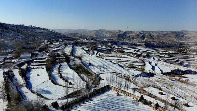 安定区：雪景如画 悄缀山河