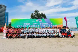 广东省青少年马拉松游泳锦标赛在汕尾开赛图片