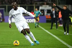 意甲综合｜那不勒斯完胜佛罗伦萨图片