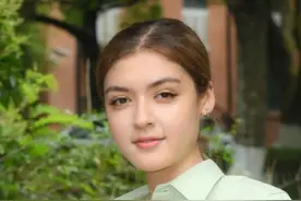 美国女孩演绎中国之美：我想穿遍56个民族服饰 | 老外讲故事·中华文化圈粉记①图片