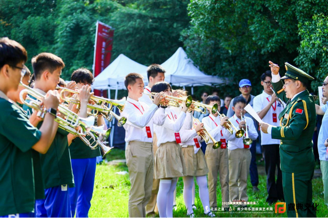 2025 “花溪之夏·避暑季”暨“聂耳”青少年乐团展演艺术周开幕