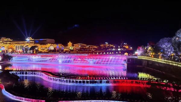 张家界连续两年入选“活力之城案例” 武陵源索溪河畔夜景燃动烟火气