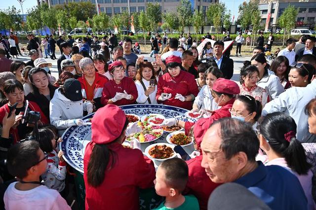新疆托克逊县金秋邀约：一场拌面与文化的盛宴10月1日开启