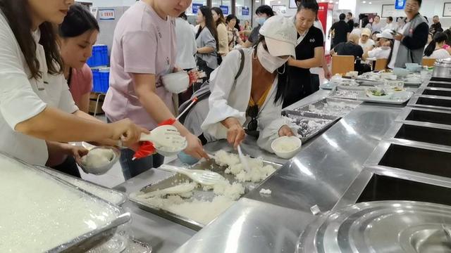 国庆首日再探重庆荣昌：“宠粉”不停歇，福利又新增