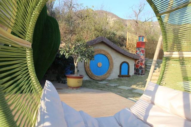 “巨兔”惊现里口山！环翠区小山村添新景