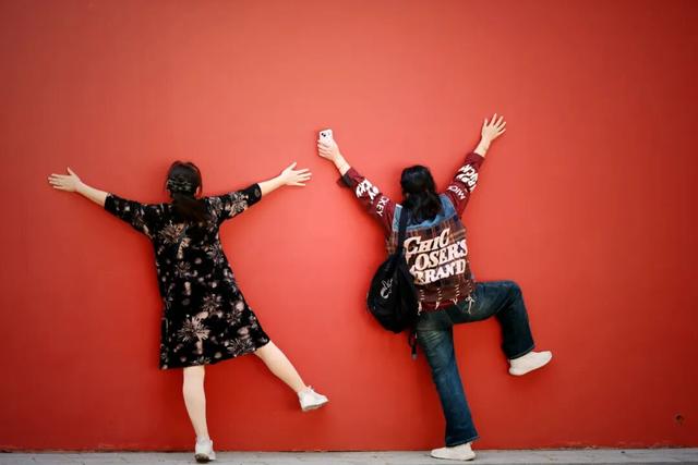 红墙+银杏已就位，本周拍照打卡攻略出炉！