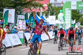 环岛赛第四赛段：尼古拉斯夺“皇后赛段”冠军图片