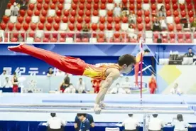 2025年全国体操锦标赛开赛 精彩对决点燃南宁赛场图片