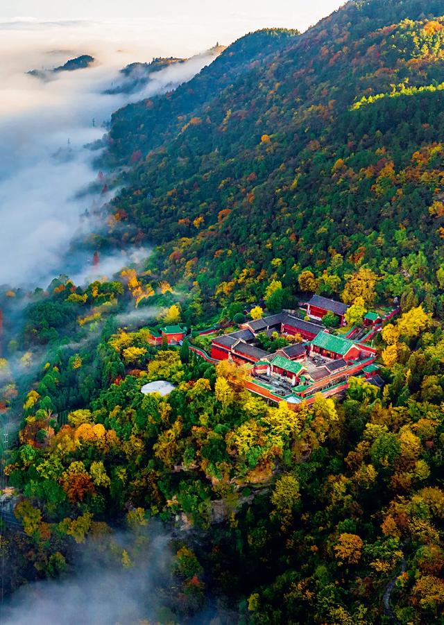 湖北“神武峡”：全球文旅新坐标