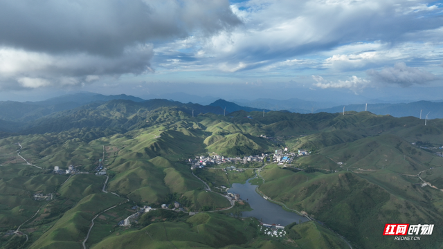 大美红图｜国庆邂逅“南方呼伦贝尔”，城步南山牧场迎旅游热潮