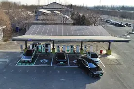 春运自驾新能源车返乡，北京高速服务区这样保障充电图片